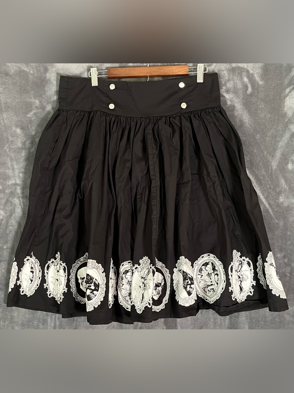 Thorn & Fable HOT TOPIC Grimm Fairy Tales Suspender Skirt Plus Size 1x